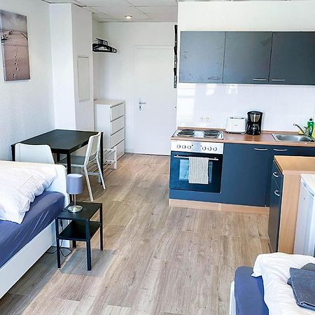 Perfekt Fuer Monteure & Geschaeftsreisende In Bitterfeld, Naehe Chemiepark & Industriegebiet Lägenhet Exteriör bild